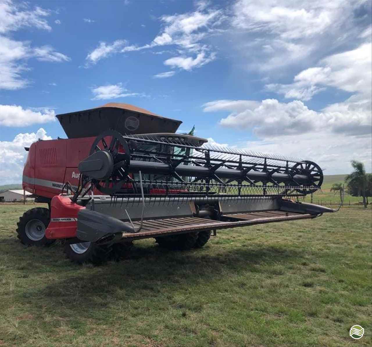 COLHEITADEIRA MASSEY FERGUSON MF 9795 Paulo Mokan Compra E Venda De Máquinas Usadas IJUI RIO GRANDE DO SUL RS